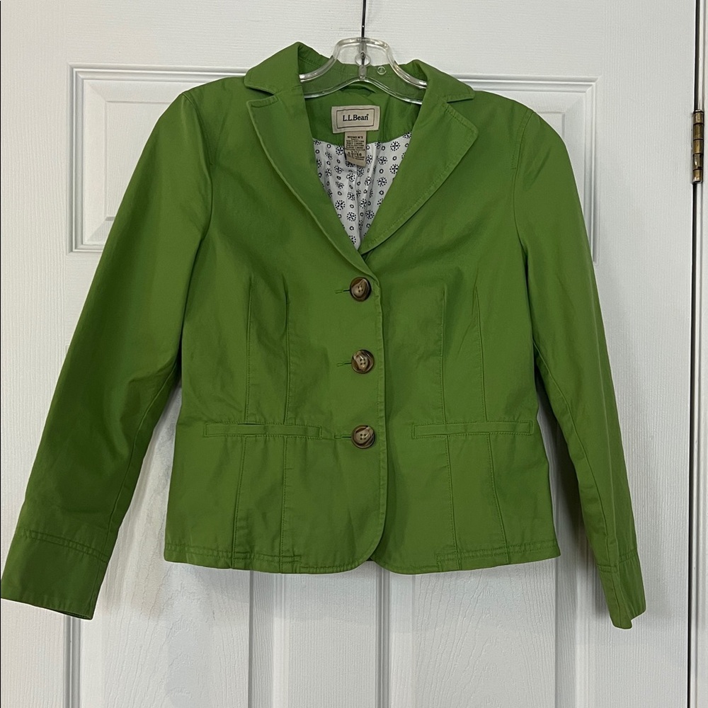 L.L. Bean Green and White Women's Jacket